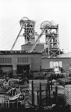 calverton headstocks